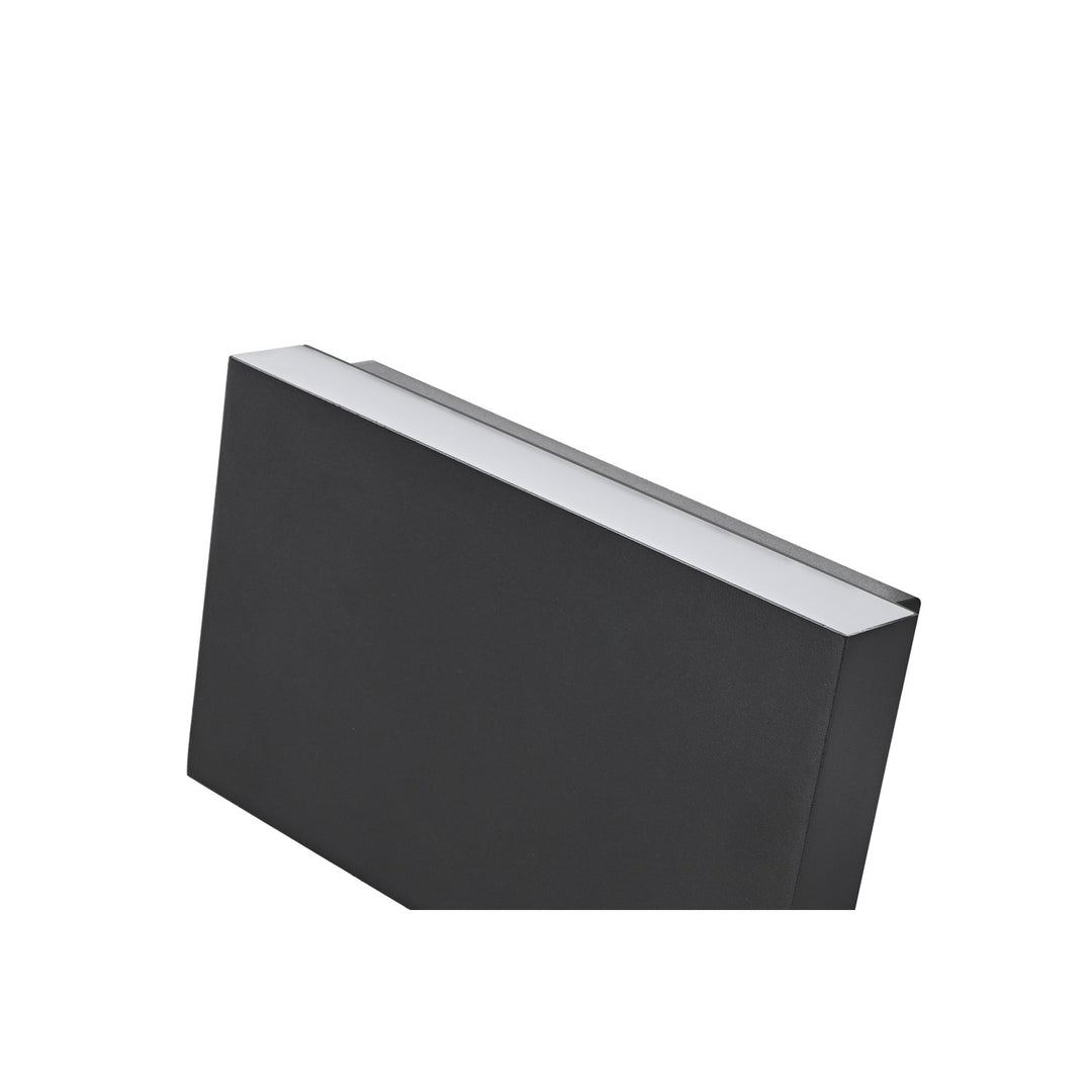 8.5 Inch Outdoor Wall Sconce In Black