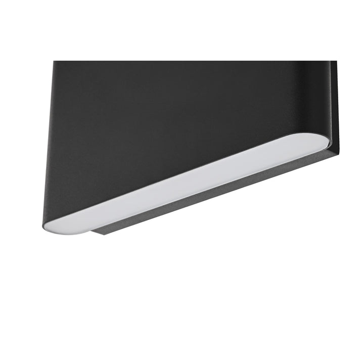 6 Inch Outdoor Wall Sconce In Black