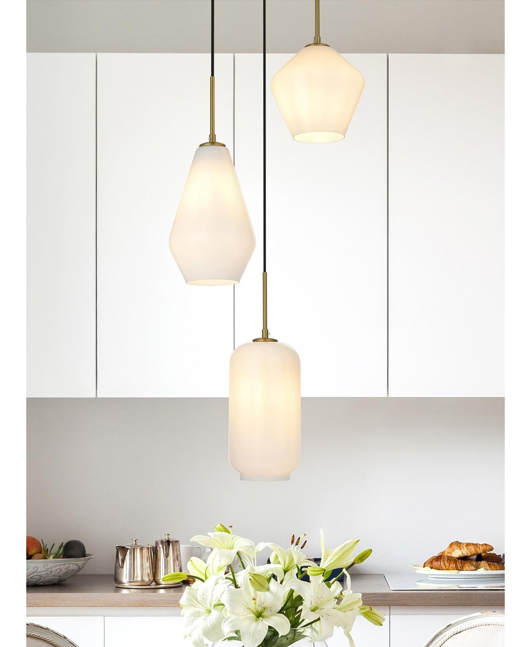 17.5 Inch Pendant Frosted White In Satin Gold