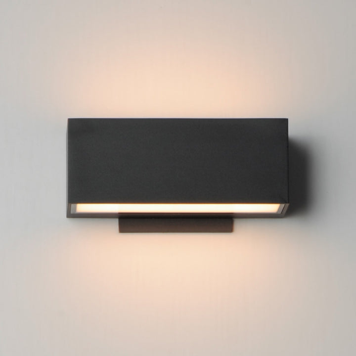 9" Outdoor Wall Sconce
