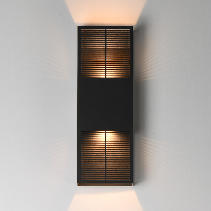 18" Led Outdoor Wall Sconce