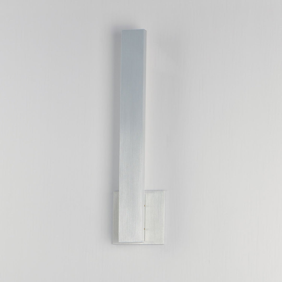 Alumilux: Line 5Cct 18" Led Outdoor Wall Sconce