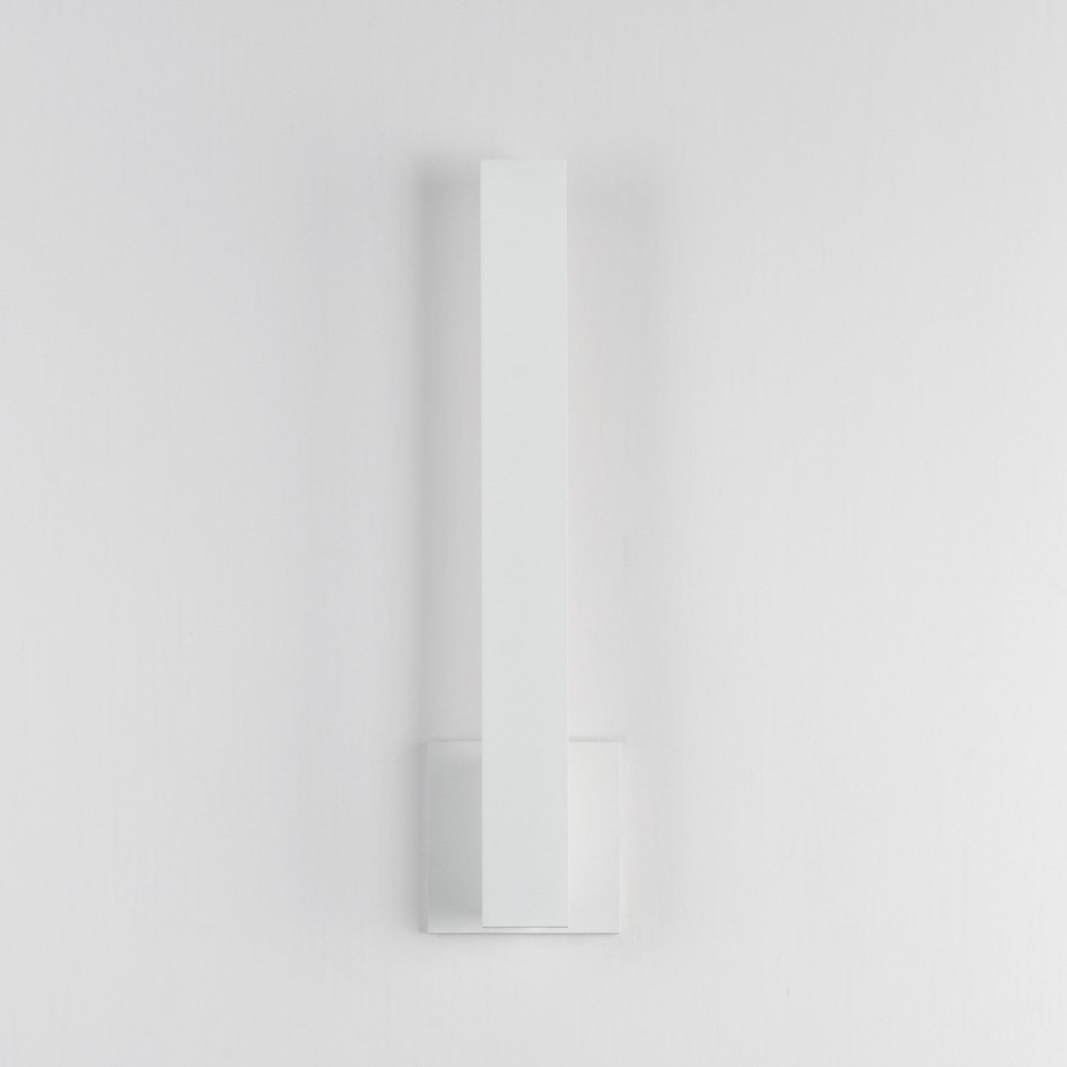 Alumilux: Line 5Cct 18" Led Outdoor Wall Sconce