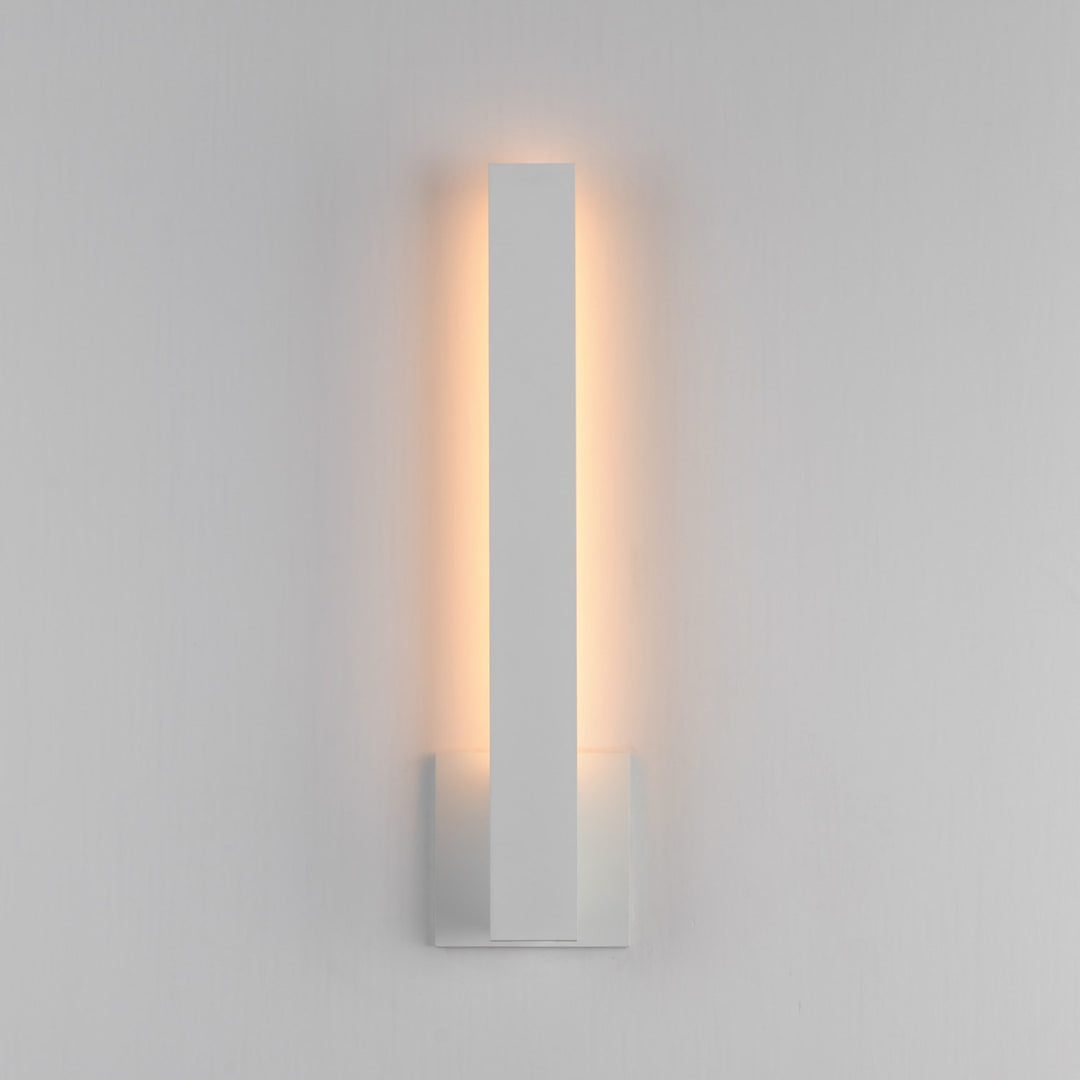 Alumilux: Line 5Cct 18" Led Outdoor Wall Sconce