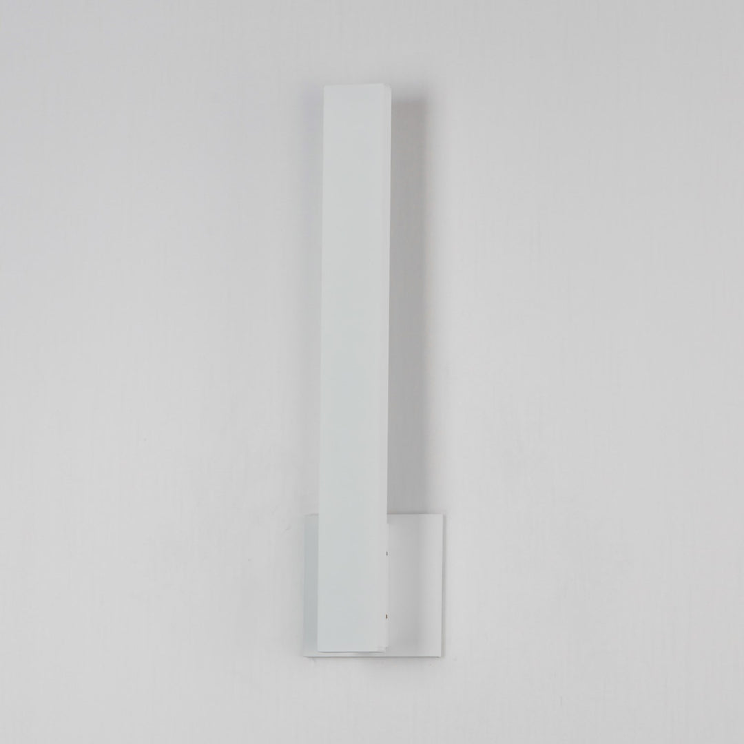 Alumilux: Line 5Cct 18" Led Outdoor Wall Sconce