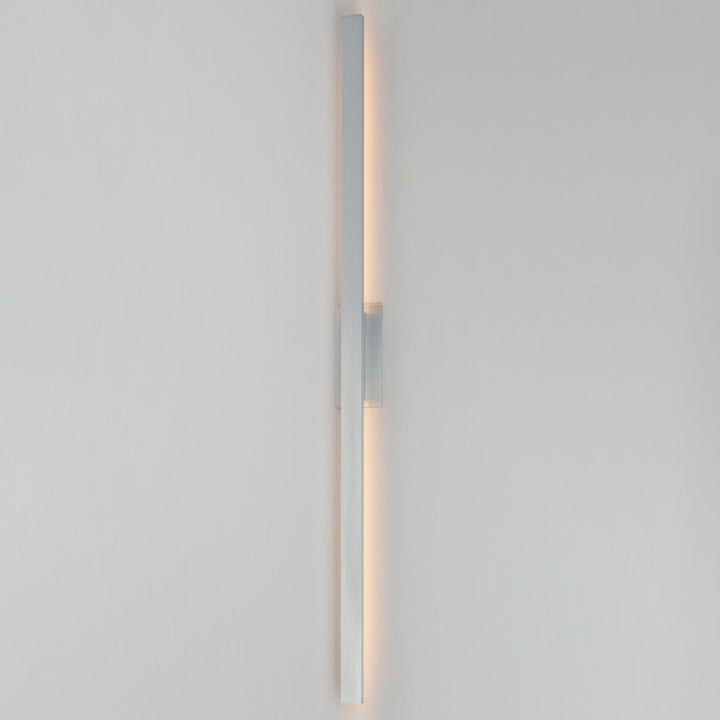 Alumilux: Line 5Cct 96" Led Outdoor Wall Sconce