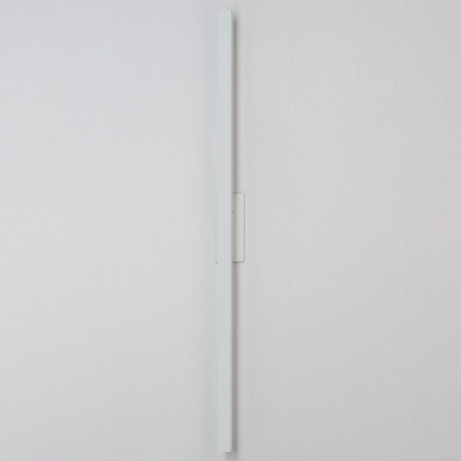 Alumilux: Line 5Cct 96" Led Outdoor Wall Sconce