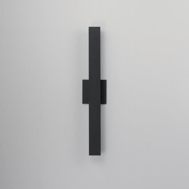 Alumilux: Sideline 24" Led Outdoor Wall Sconce