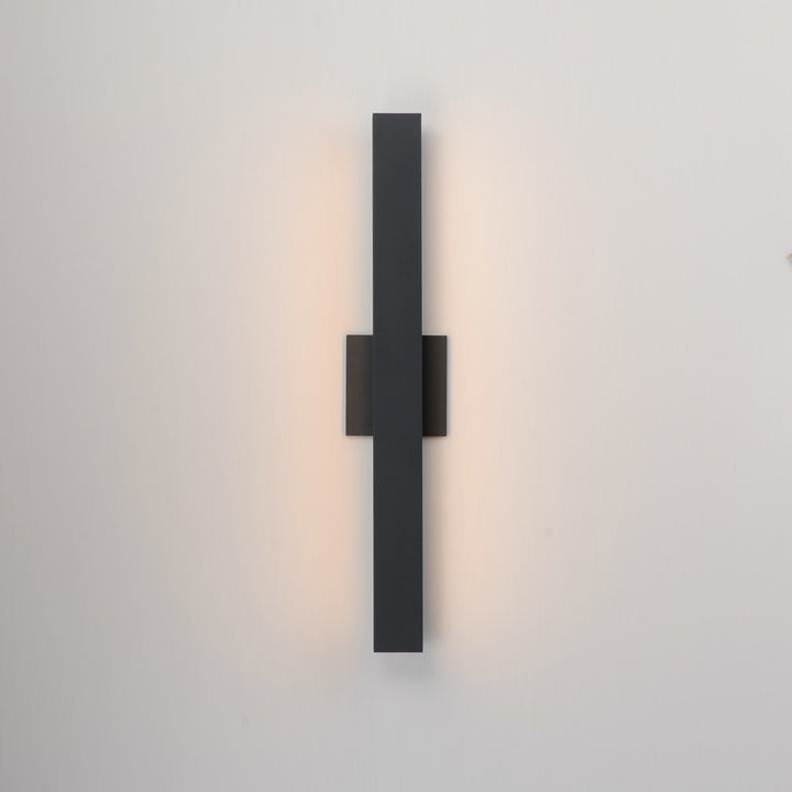 Alumilux: Sideline 24" Led Outdoor Wall Sconce