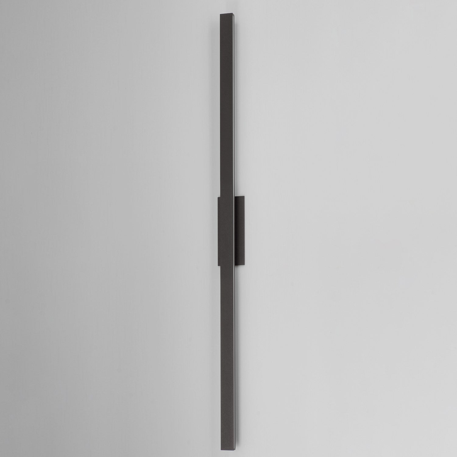Alumilux: Sideline 96" Led Outdoor Wall Sconce