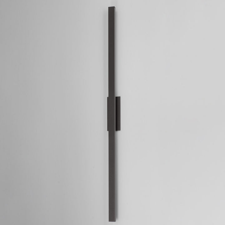 Alumilux: Sideline 96" Led Outdoor Wall Sconce