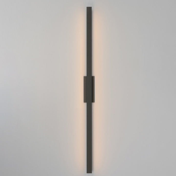Alumilux: Sideline 96" Led Outdoor Wall Sconce