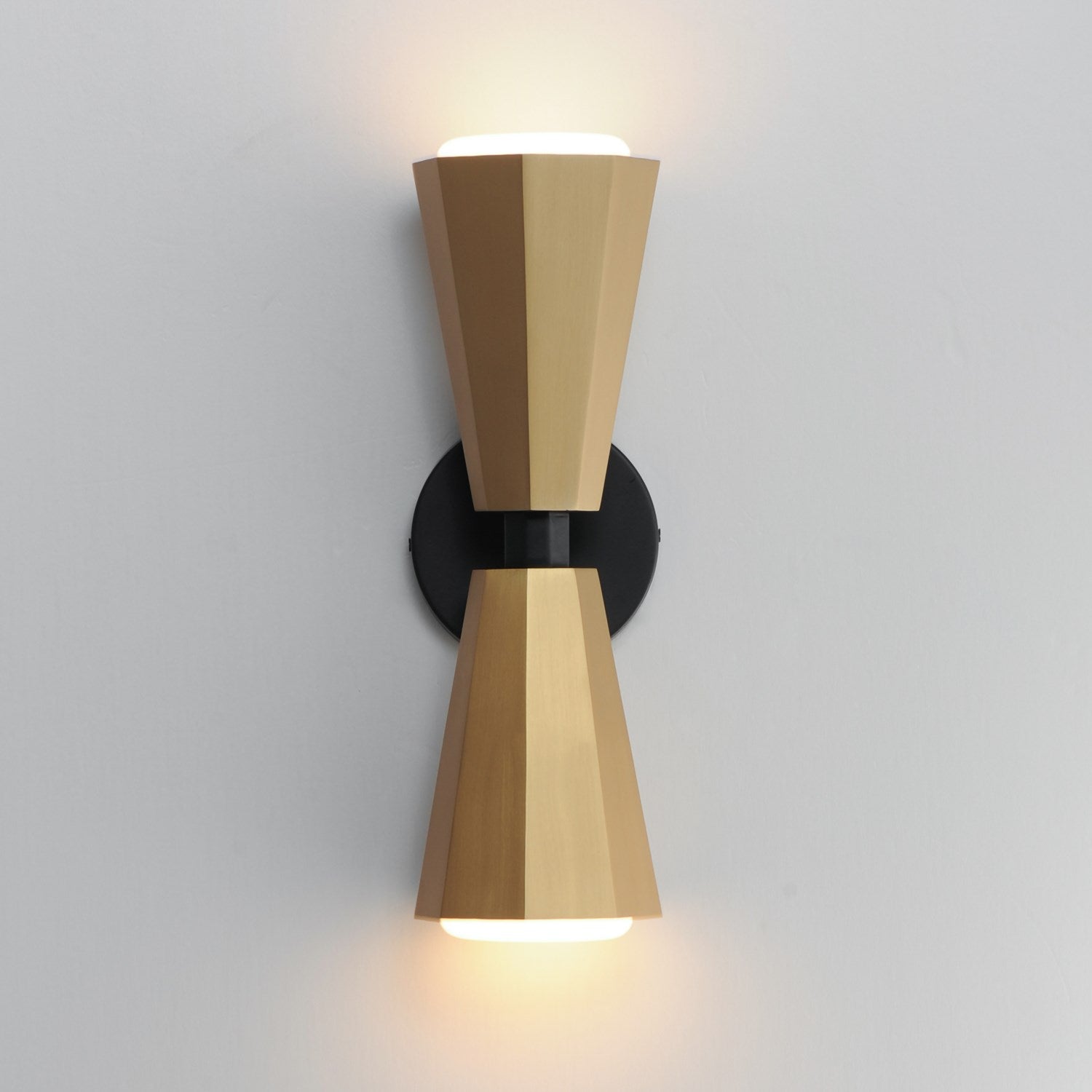 Rizzo 2-Light Wall Sconce