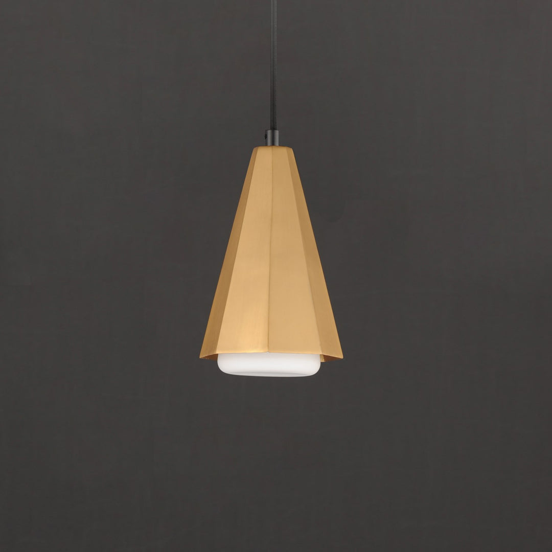 Rizzo Single Pendant