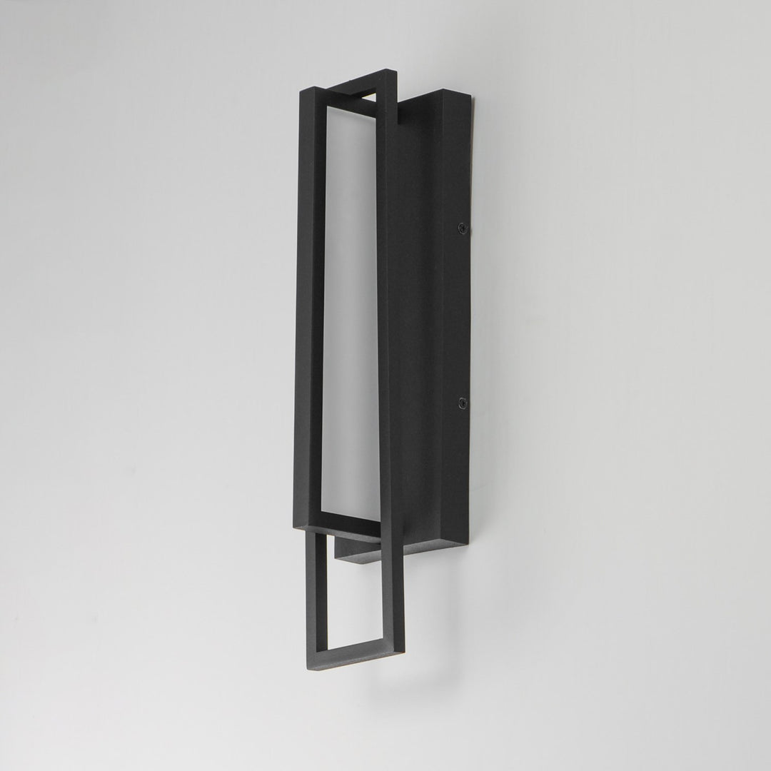 Formation Vx 18" Outdoor Led Wall Sconce