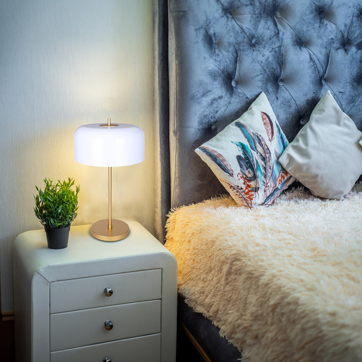 Table Lamp In Gold Finish