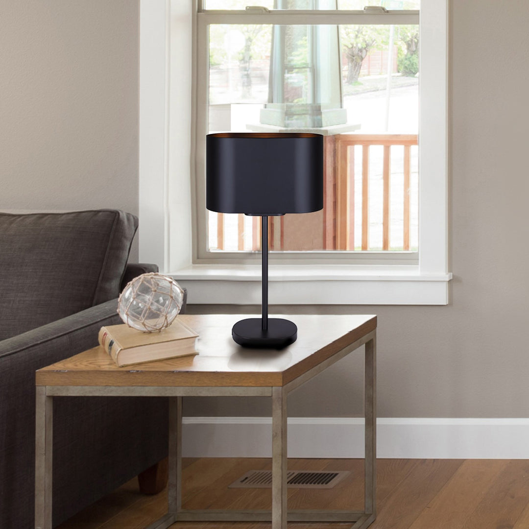 Table Lamp In Matte Black Finish