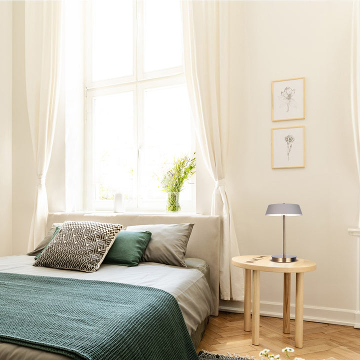 Table Lamp In Gold Finish