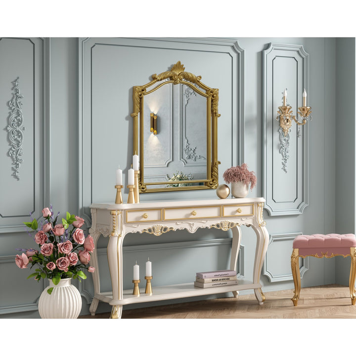 31.5X42 Traditional Mirror In Gold Leaf
