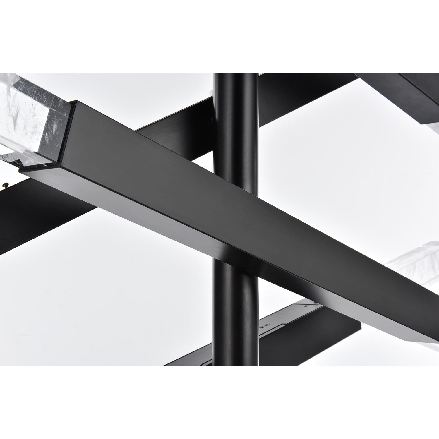 4-Bar Pendant In Black