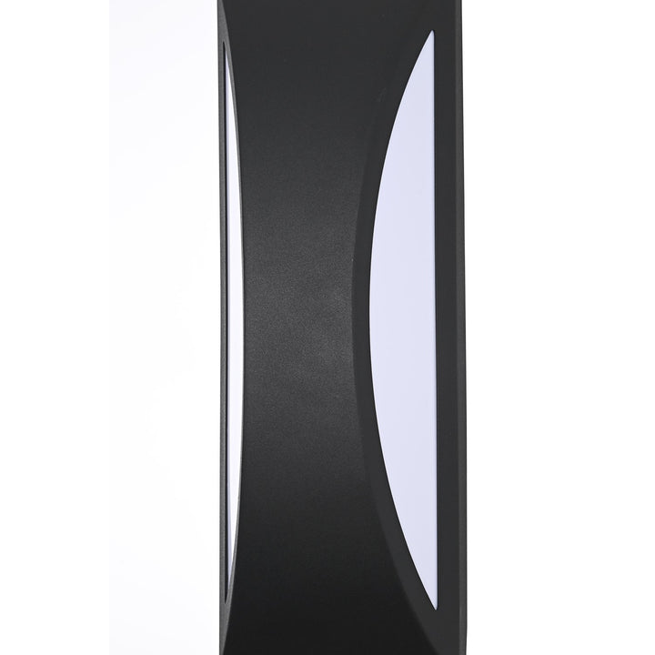 5 Inch Outdoor Wall Sconce In Black