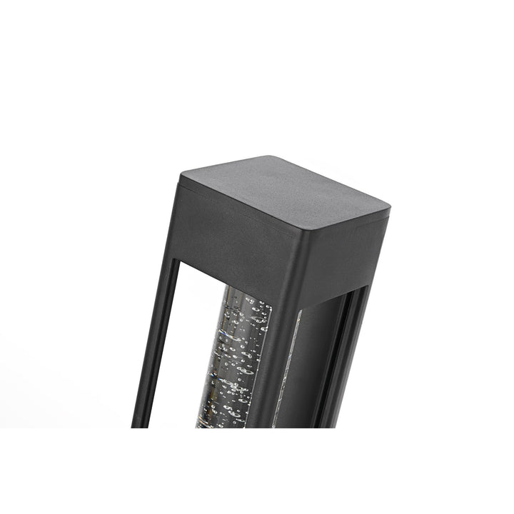 22 Inch Led Outdoor Wall Sconce In Black