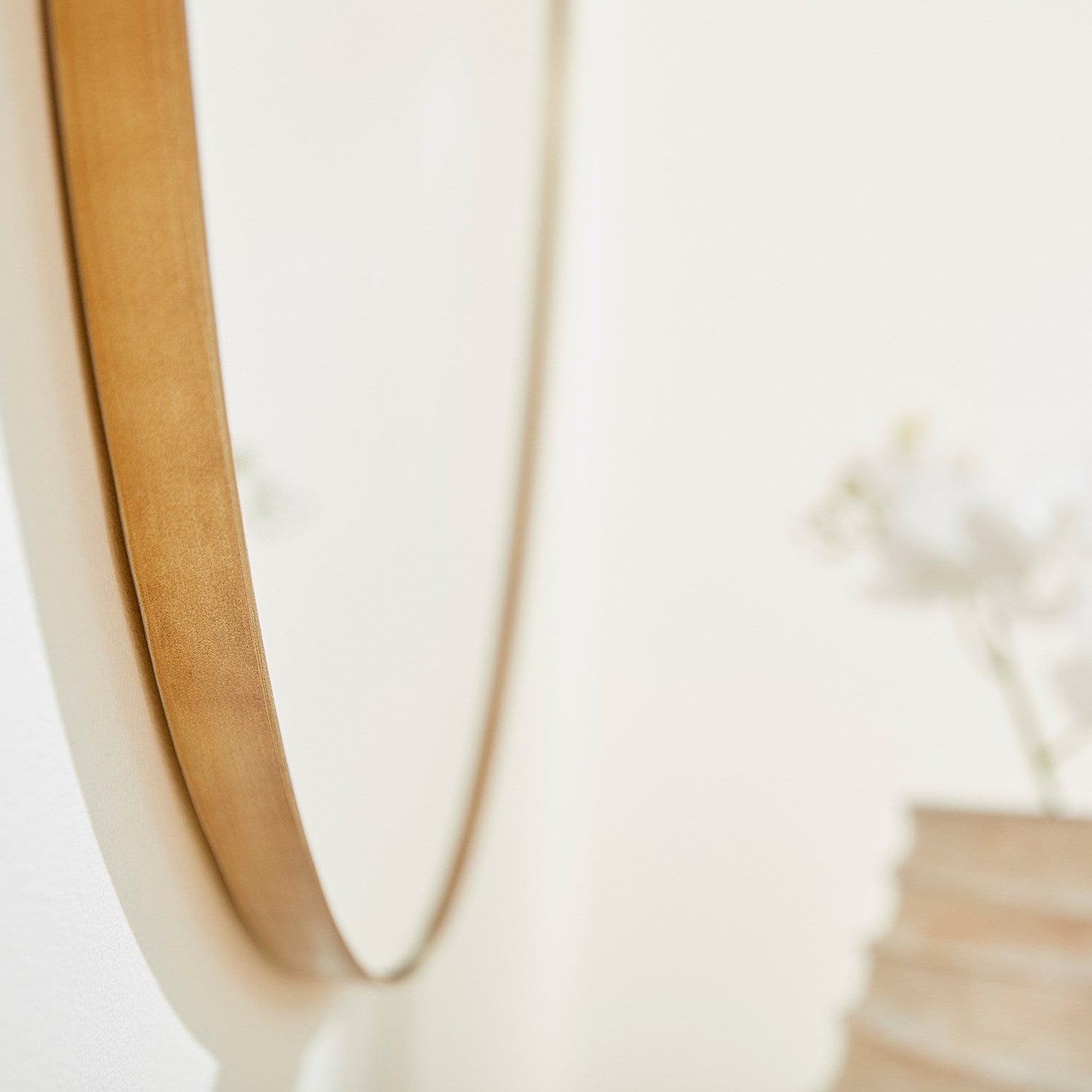 36" Round Mirror - Gold