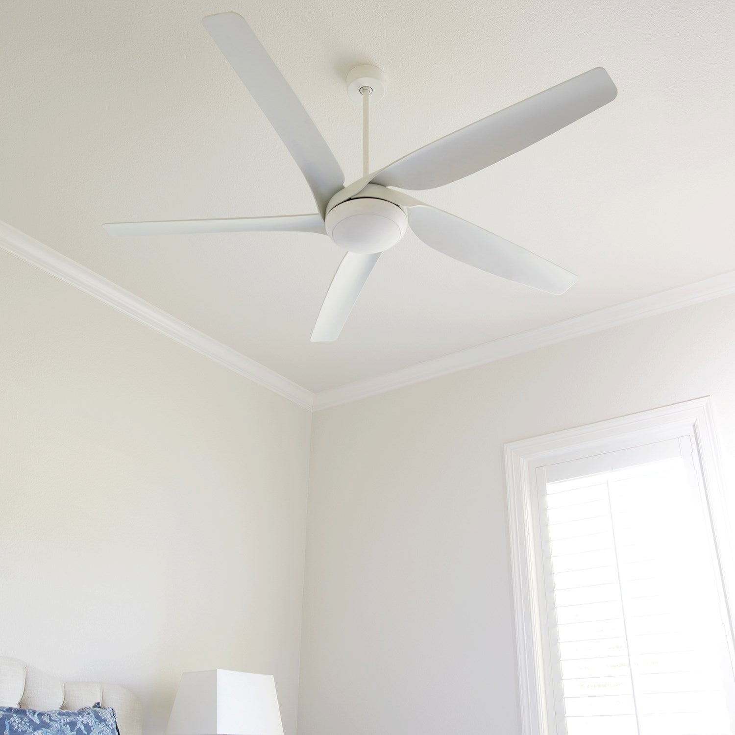 Fury 65" 5Bl Fan -Studio White