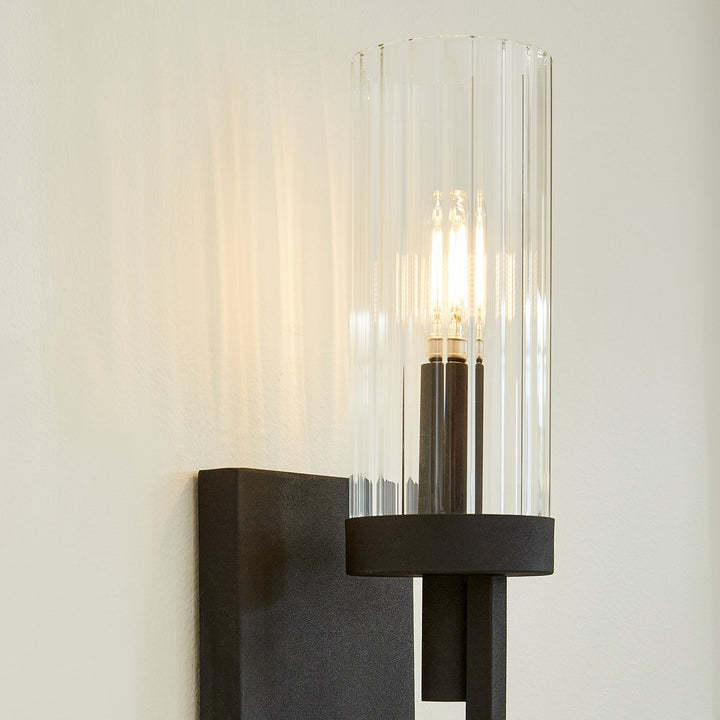 Ladin 1Lt Wall Mt - Textured Black