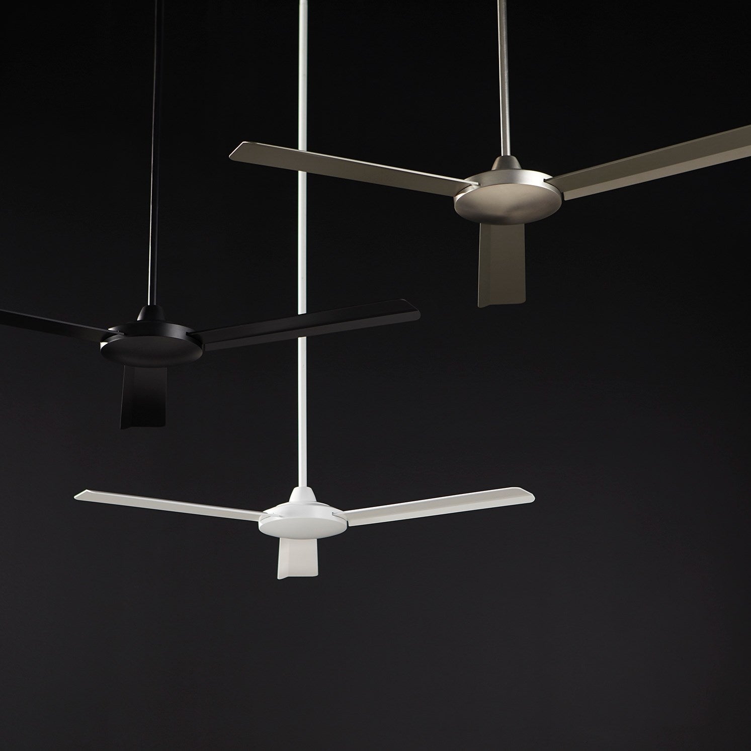 Aerovon 60" Damp Fan -Satin Nickel