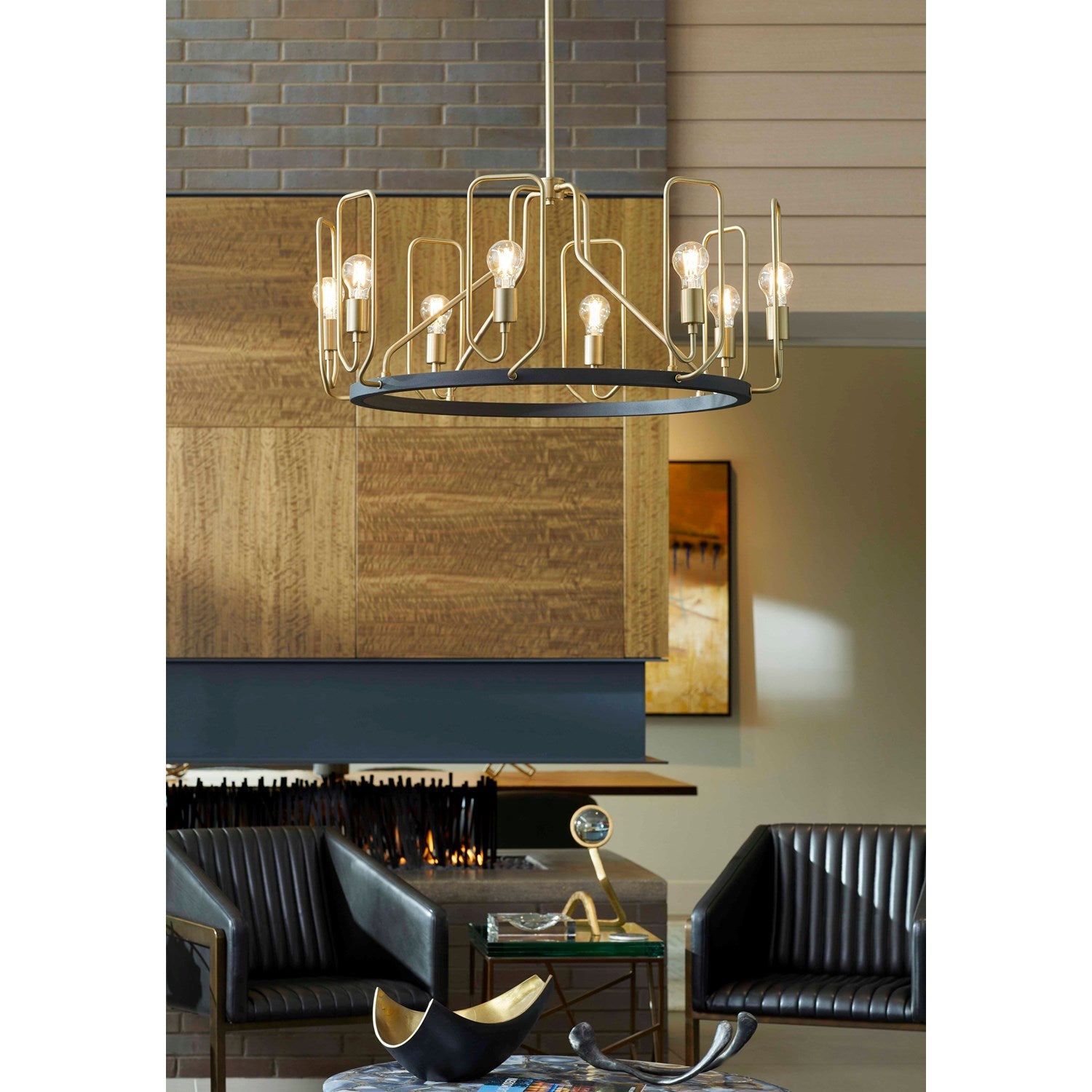 Howe 8Lt Chand -Textured Black/Aged Brass