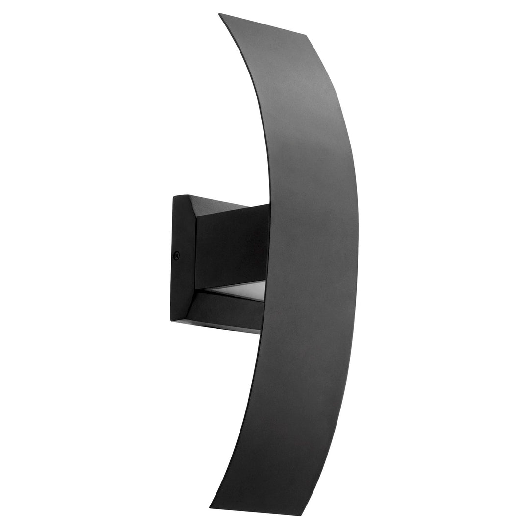 Curvo 18" Led Sconce -Textured Black by Quorum