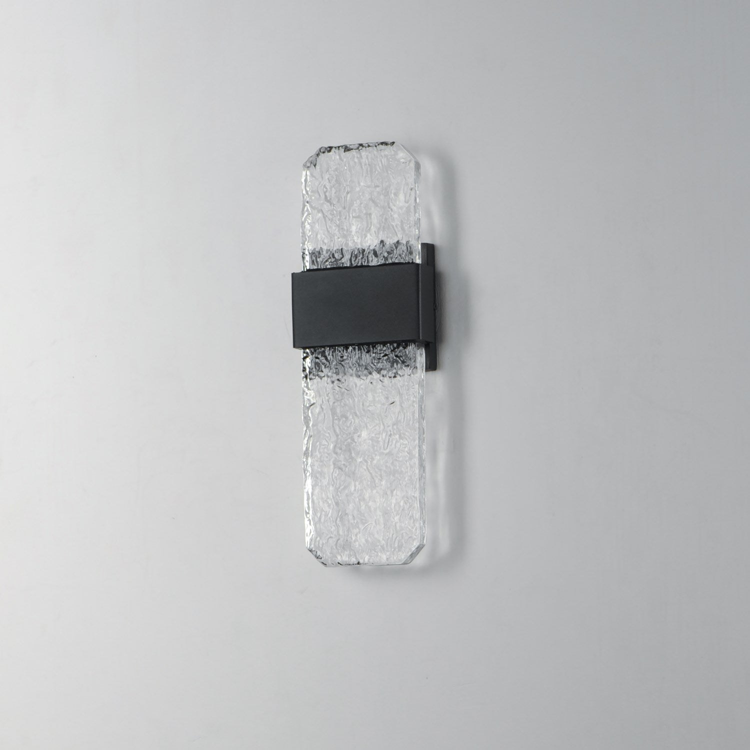Led Outdoor Wall Sconce - Medium by ET2