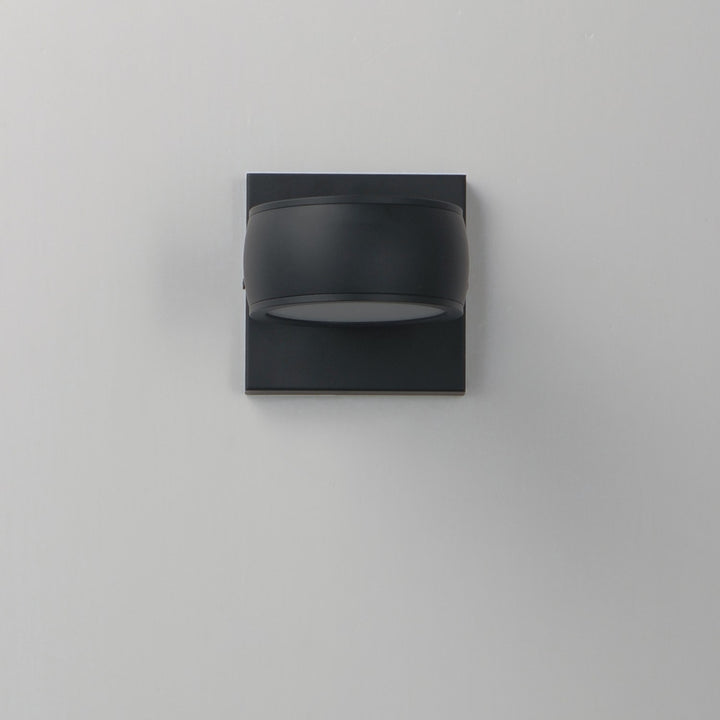1-Light Led Outdoor Wall Sconce