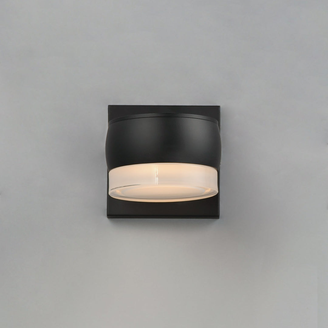 Can 1-Light Led Sconce
