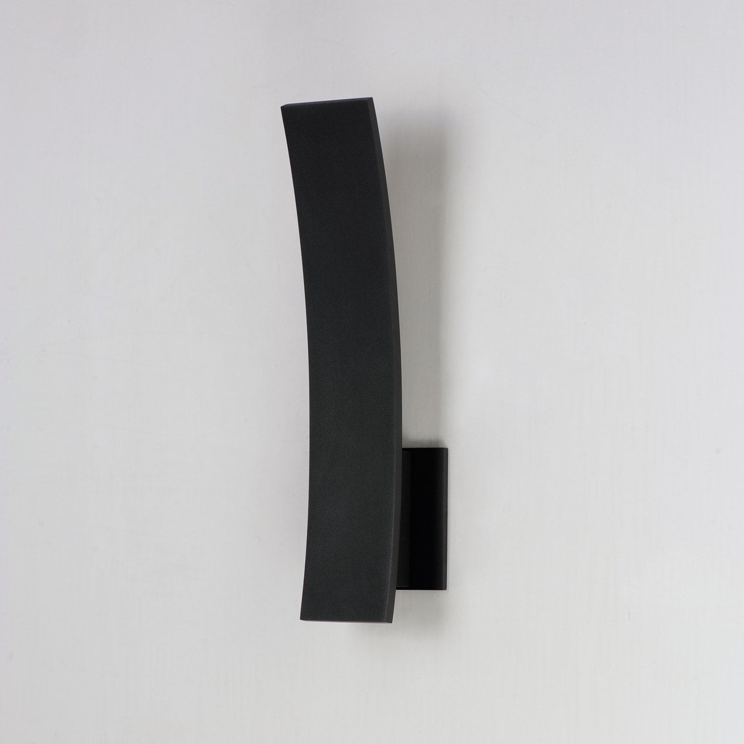 Alumilux: Prime Led Outdoor Wall Sconce by ET2
