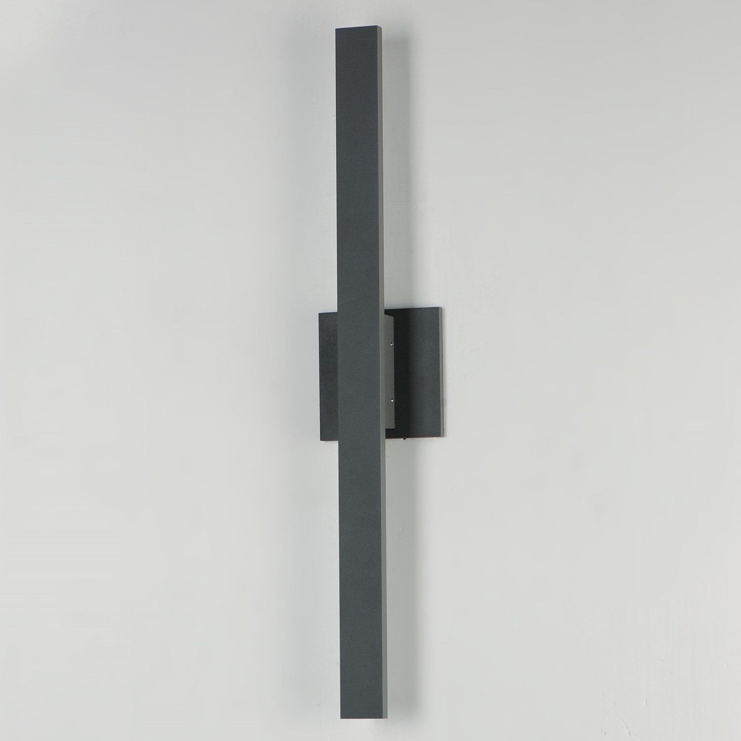Alumilux: Line 24" Led Outdoor Wall Sconce by ET2