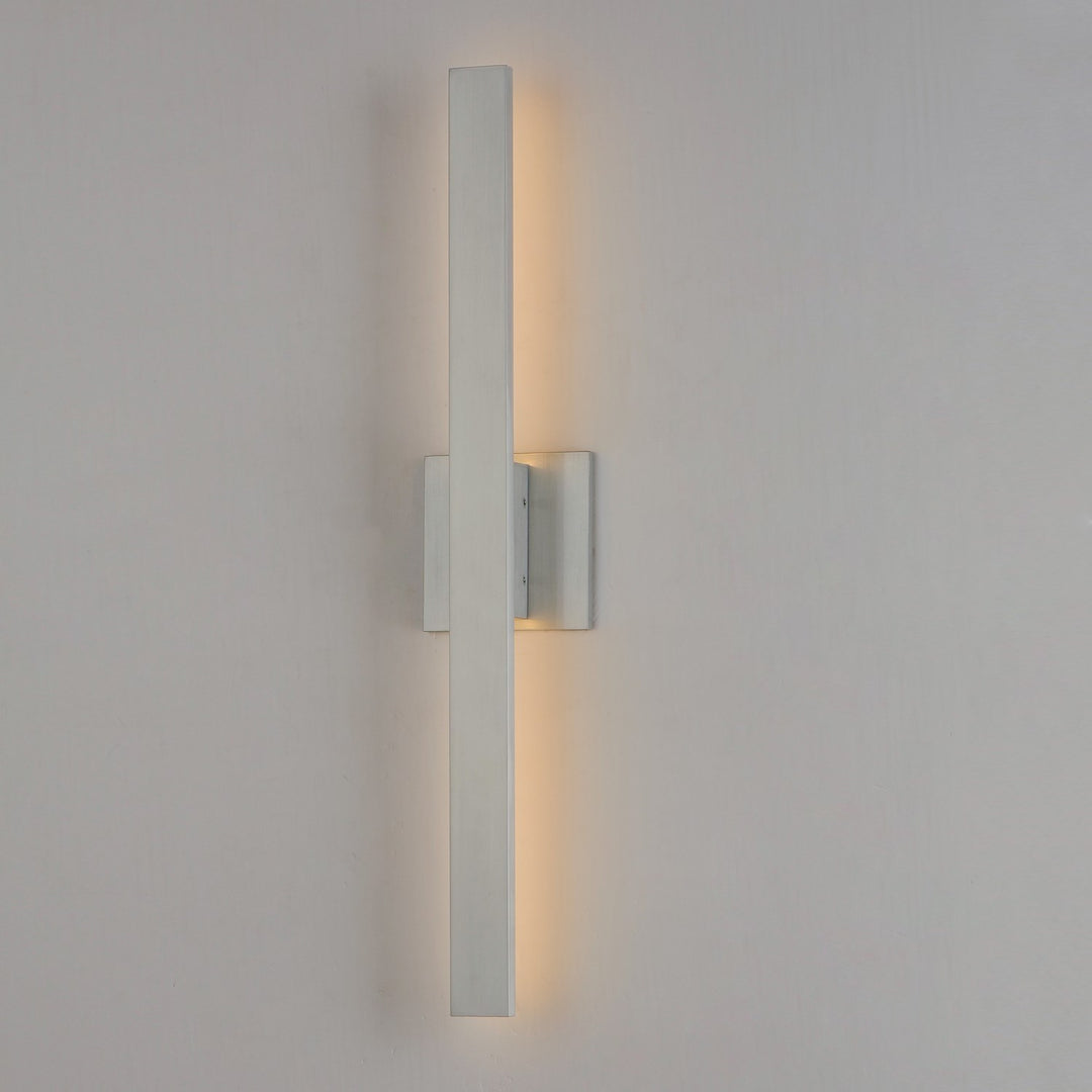 Alumilux: Line 24" Led Outdoor Wall Sconce by ET2
