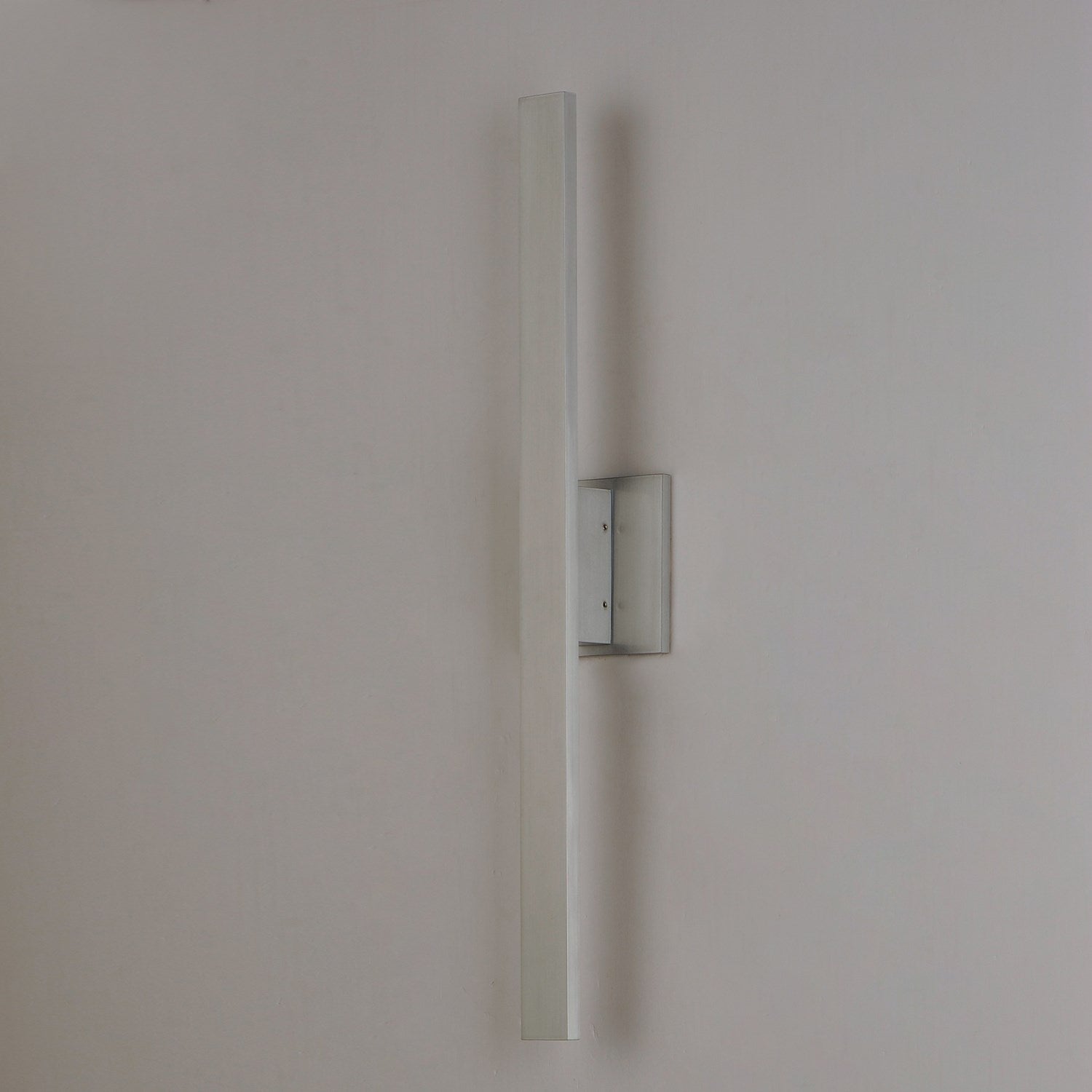 Alumilux: Line 24" Led Outdoor Wall Sconce