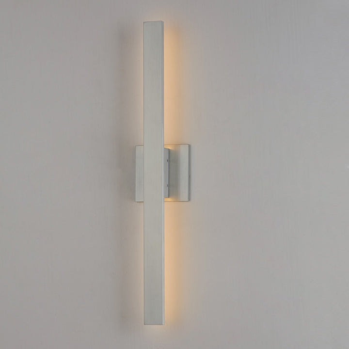 Alumilux: Line 24" Led Outdoor Wall Sconce