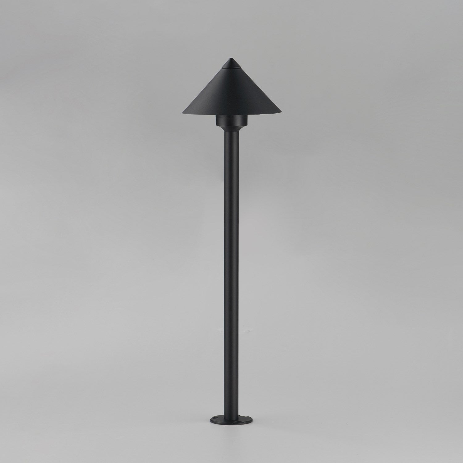 Alumilux: Bollard Cone Light W/ 24" Pole by ET2