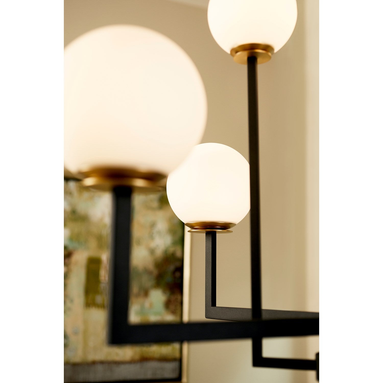 31.5X21.75 Chandelier Black Aged Brass