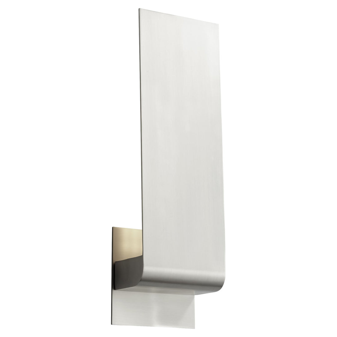 Halo 5.5X18 Sconce