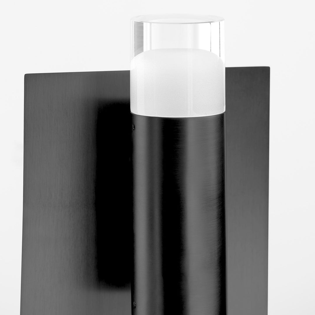 Alarum 5.5X8 Sconce Black