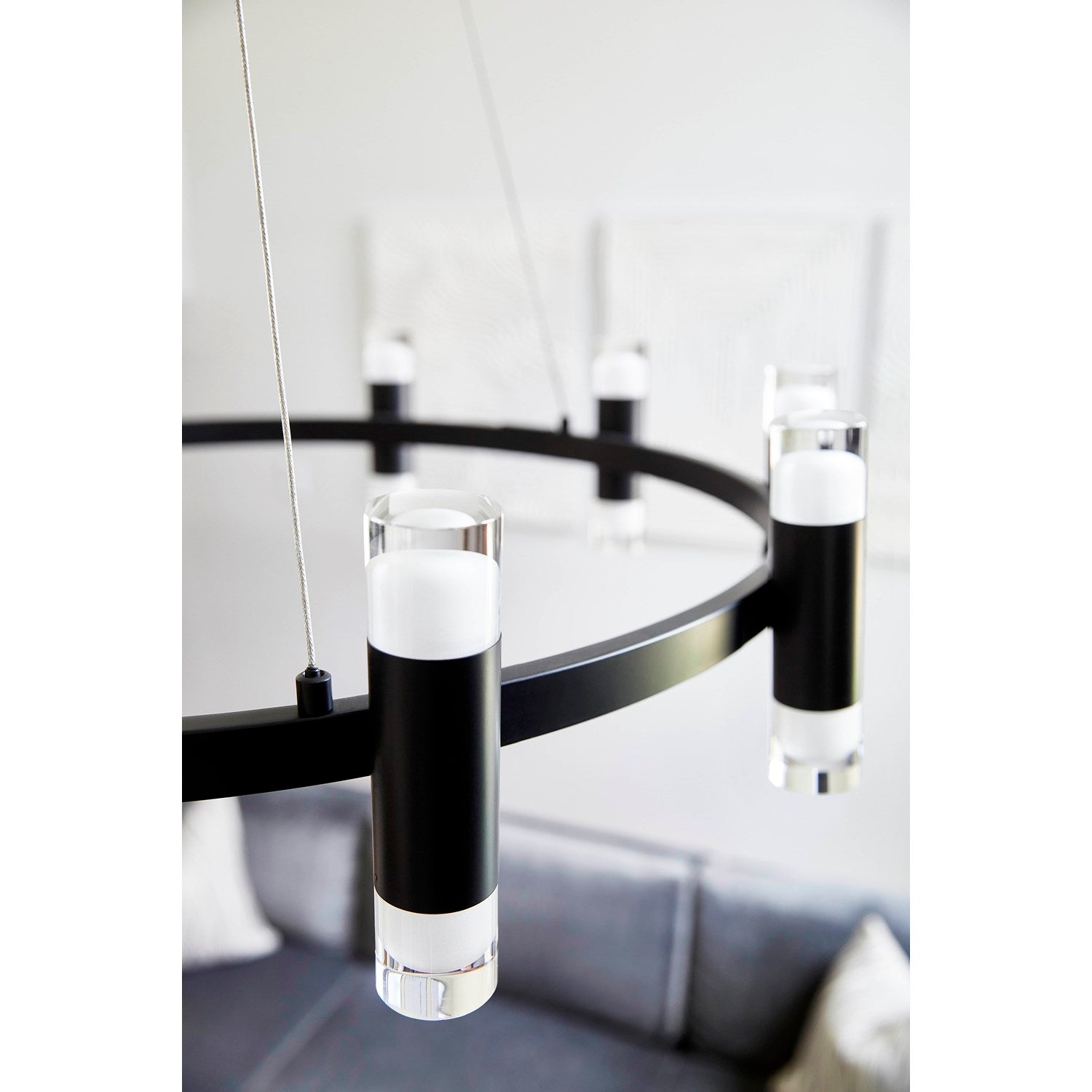 Alarum 36X8 Pendant Black