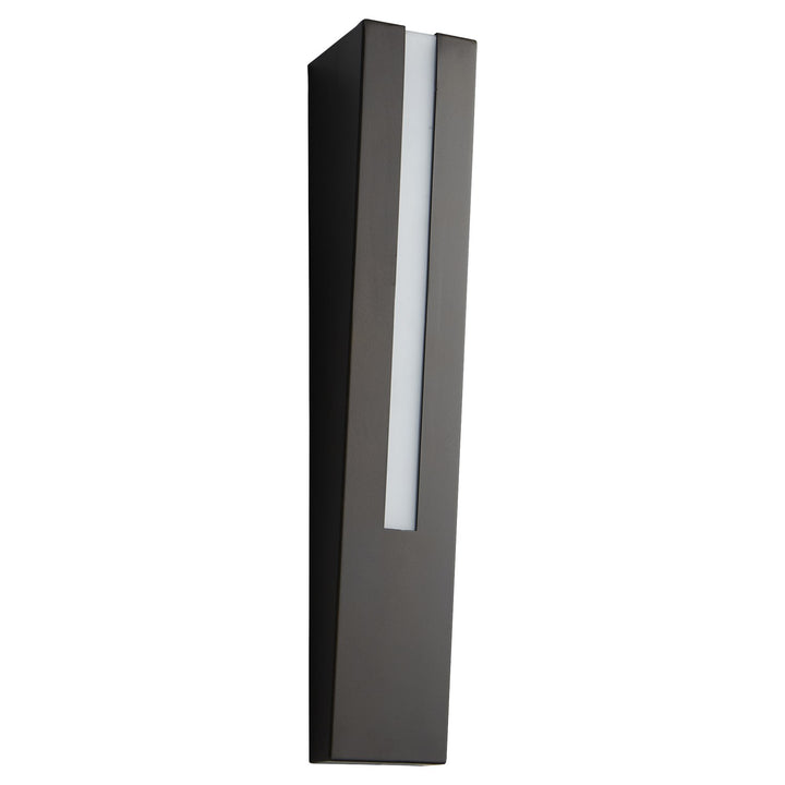 Karme 3.5X20 Exterior by Oxygen Lighting