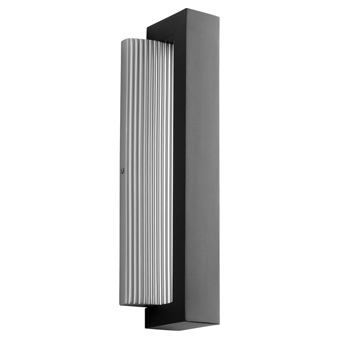 6X17.875 Exterior Black by Oxygen Lighting