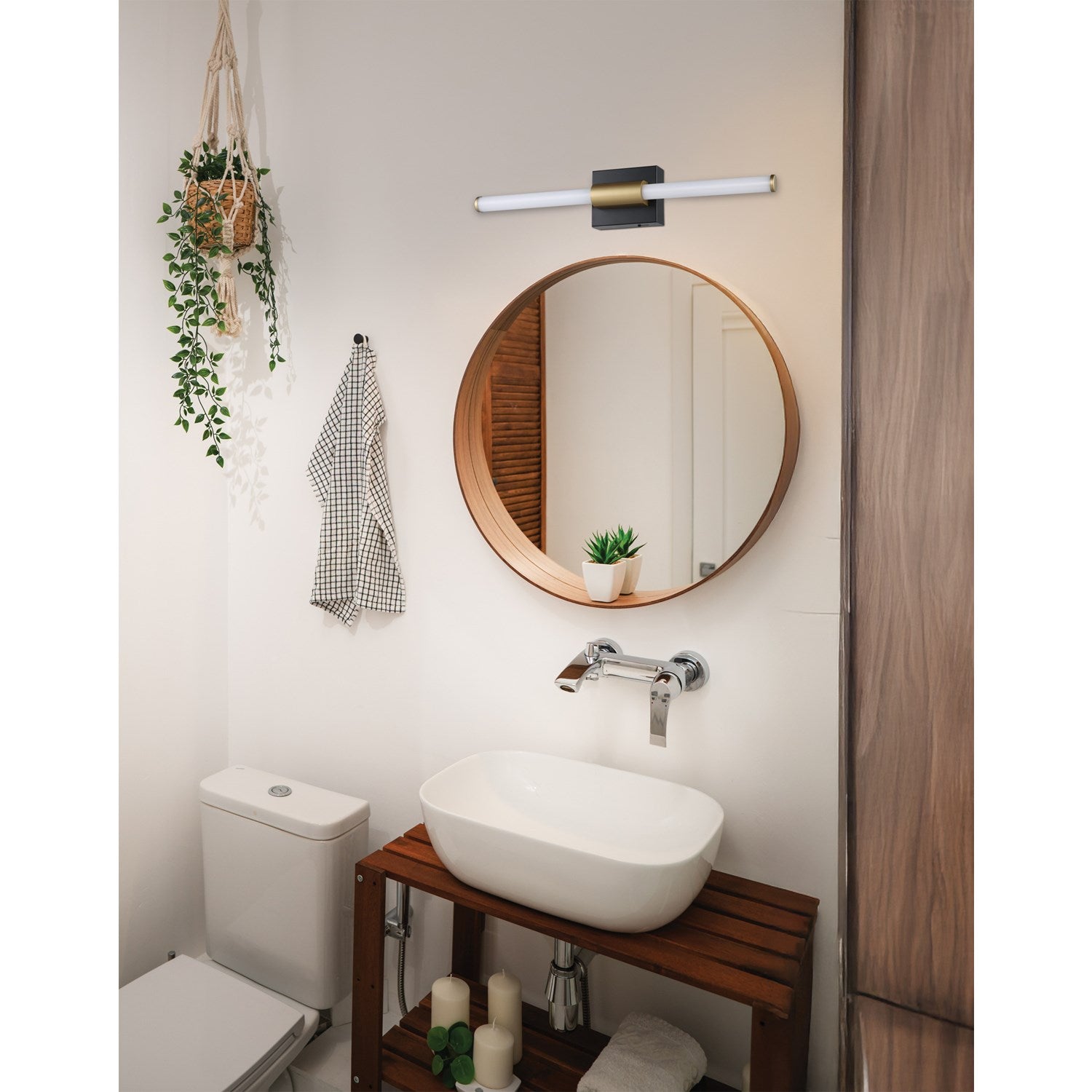1 Light Led Bath/Vanity Light W/ Matte Black & Gold Finish