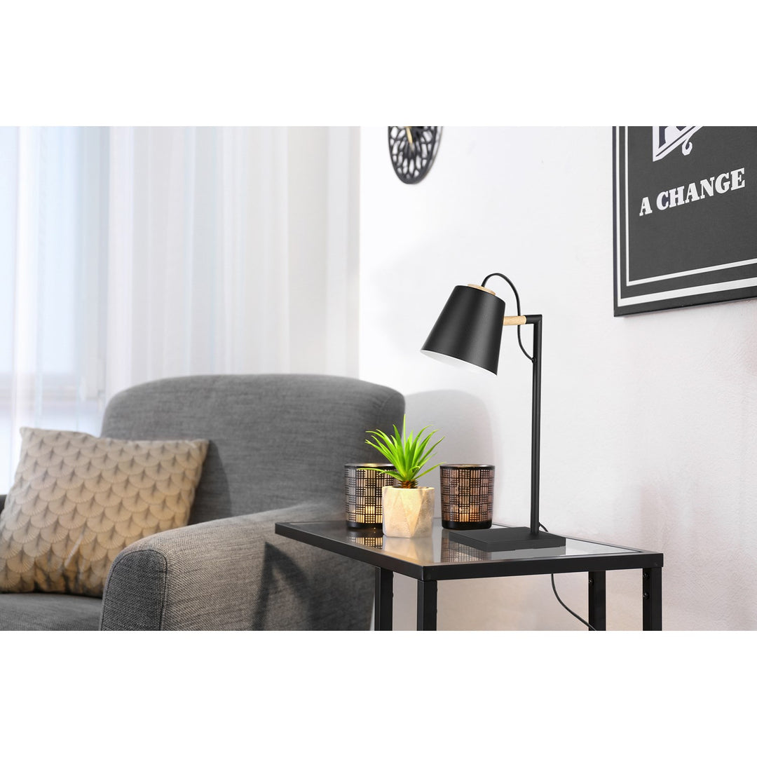 1 Light Table Lamp W/ Structured Black Finish & Black