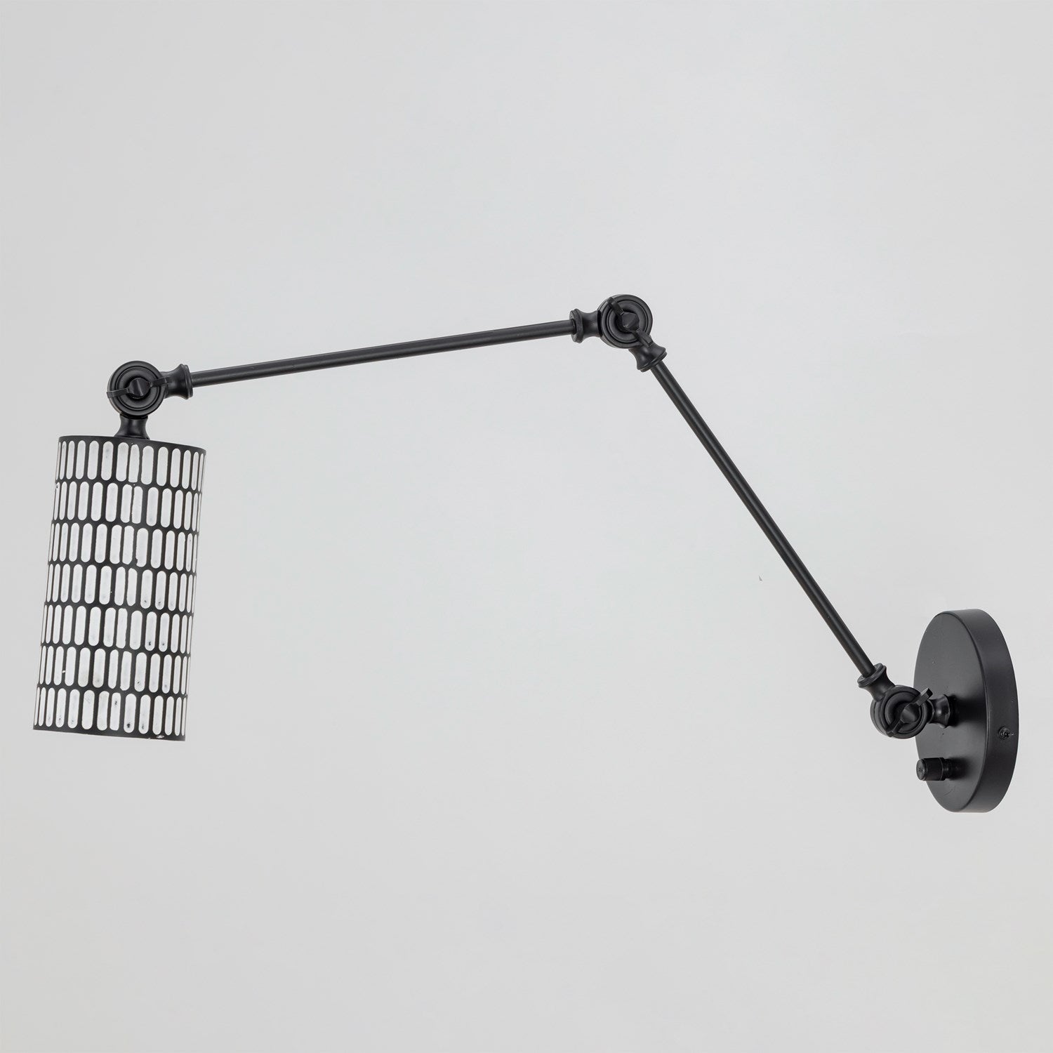Shaka-Wall Sconce